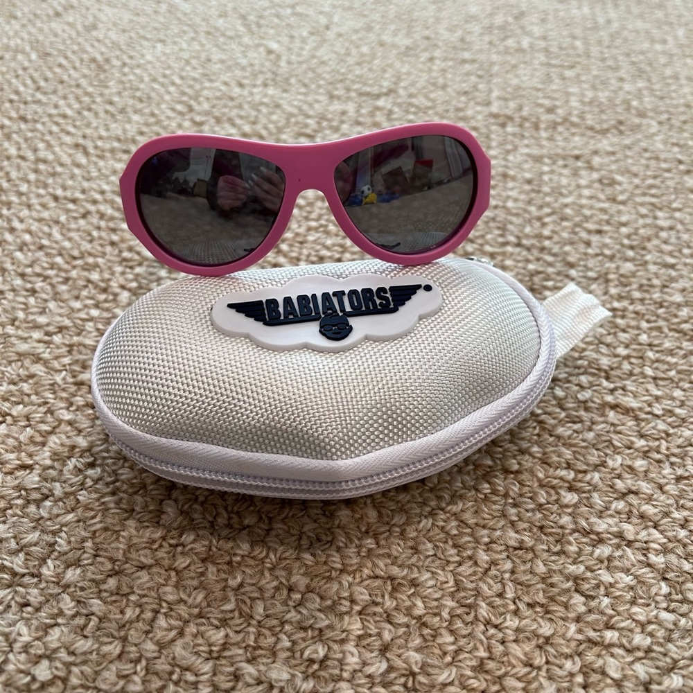 Babiators Pink Baby Girl polarized sunglasses 0-3 months